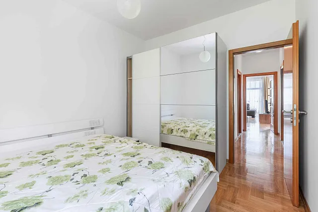 Geräumige 2-Zimmer-Wohnung mit Garage in Petrovac – 77 m² — photo 7